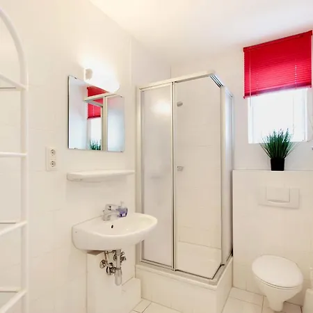 Haus Holstein By Rujana